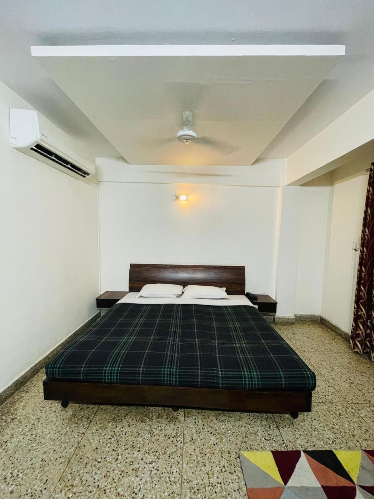 Gautam Hotel Varanasi Eksteriør billede