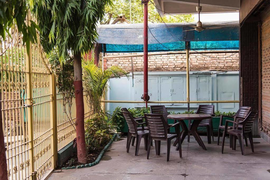 Gautam Hotel Varanasi Eksteriør billede